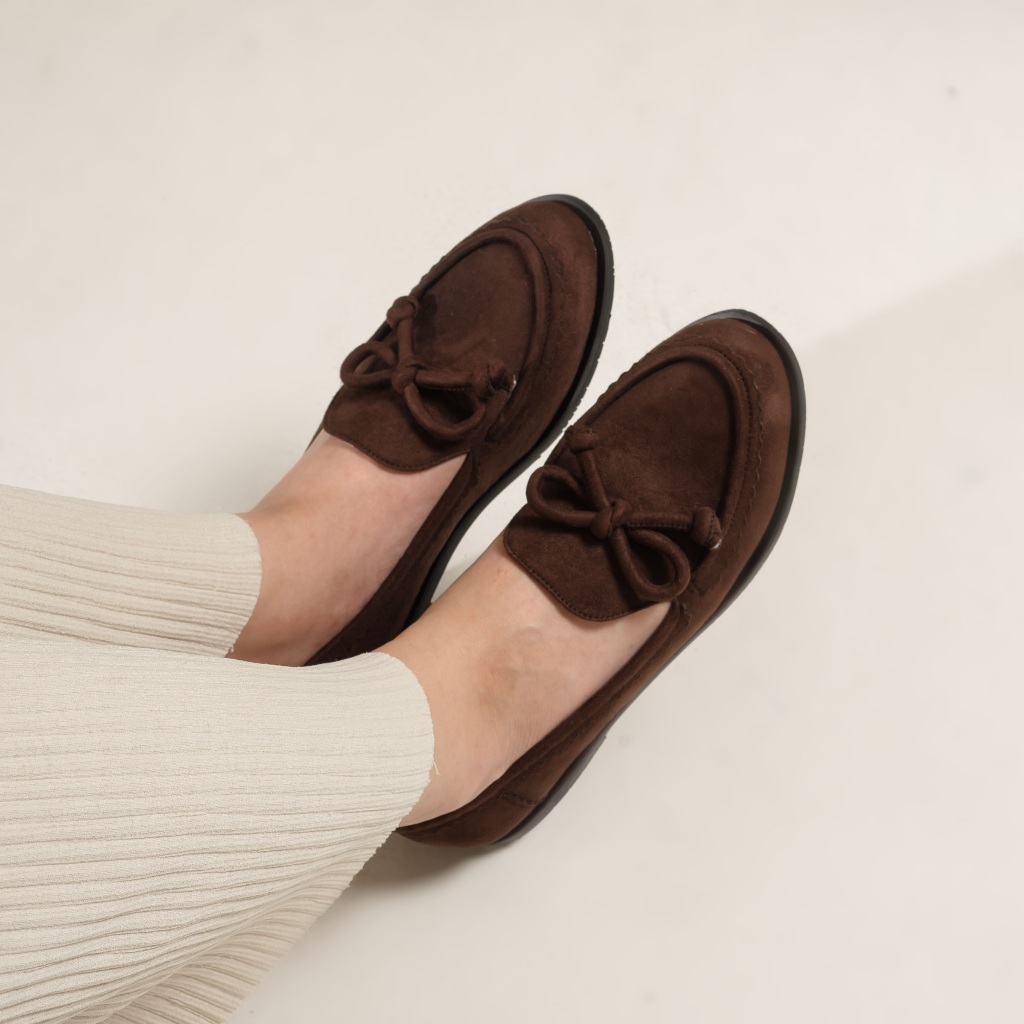 Vishka Brown Loafers Sepatu Wanita - Dianable