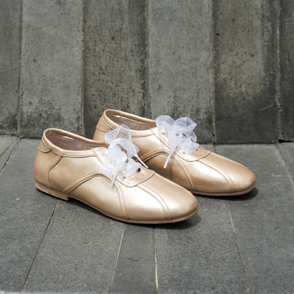 Bora Flat Shoes - Dianable