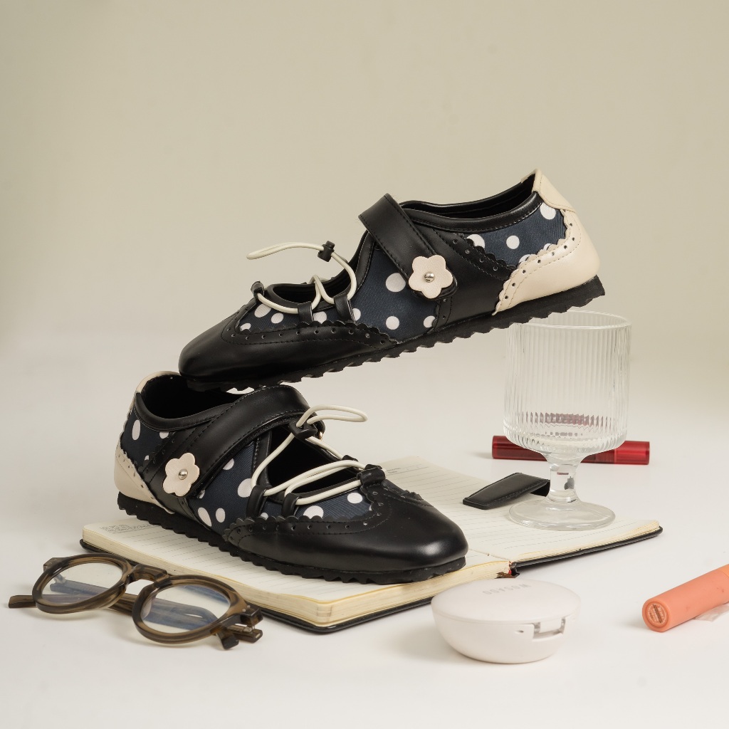 Meena Flatshoes Polkadot Sepatu Wanita | Sneakerina - Dianable