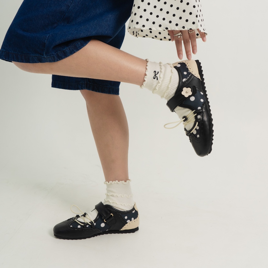 Meena Flatshoes Polkadot Sepatu Wanita | Sneakerina - Dianable