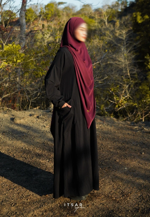 Image of TAMAR ABAYA - ITSAR SYAR'I