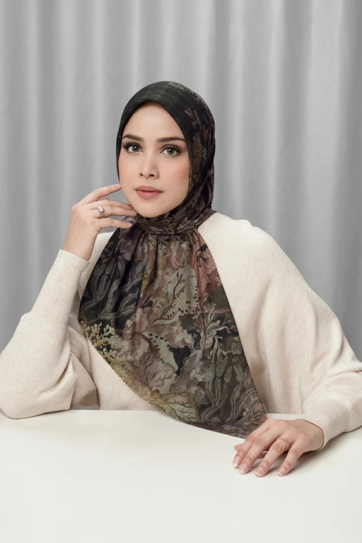 UNDER THE SEA VOILE SQUARE - BUTTONSCARVES
