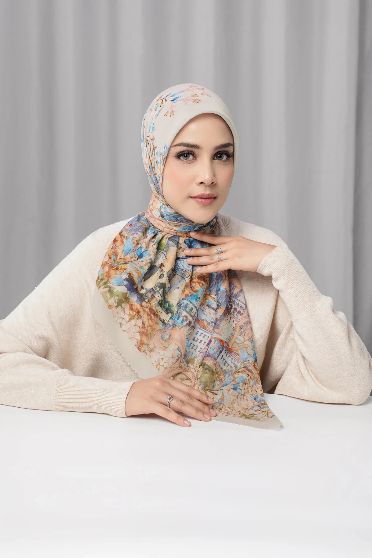 ISTANBUL VOILE SQUARE - BUTTONSCARVES