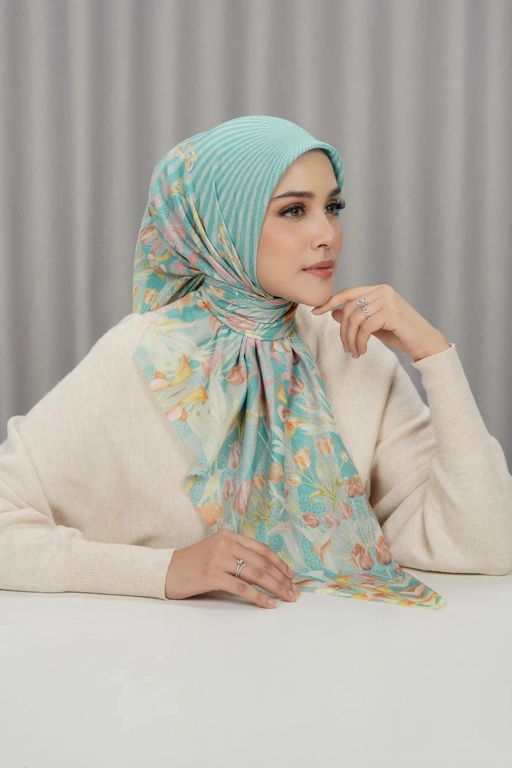 Image of TULIP VOILE SQUARE - BUTTONSCARVES