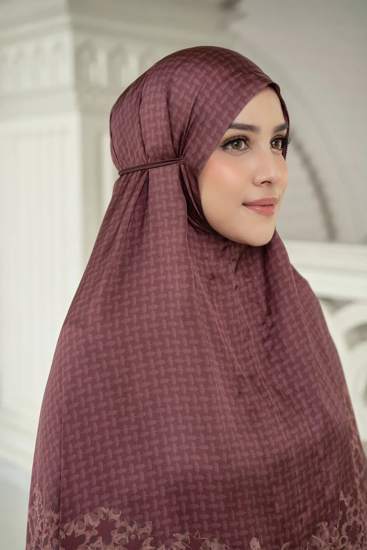 HARAMAIN PRAYER ROBE - BUTTONSCARVES