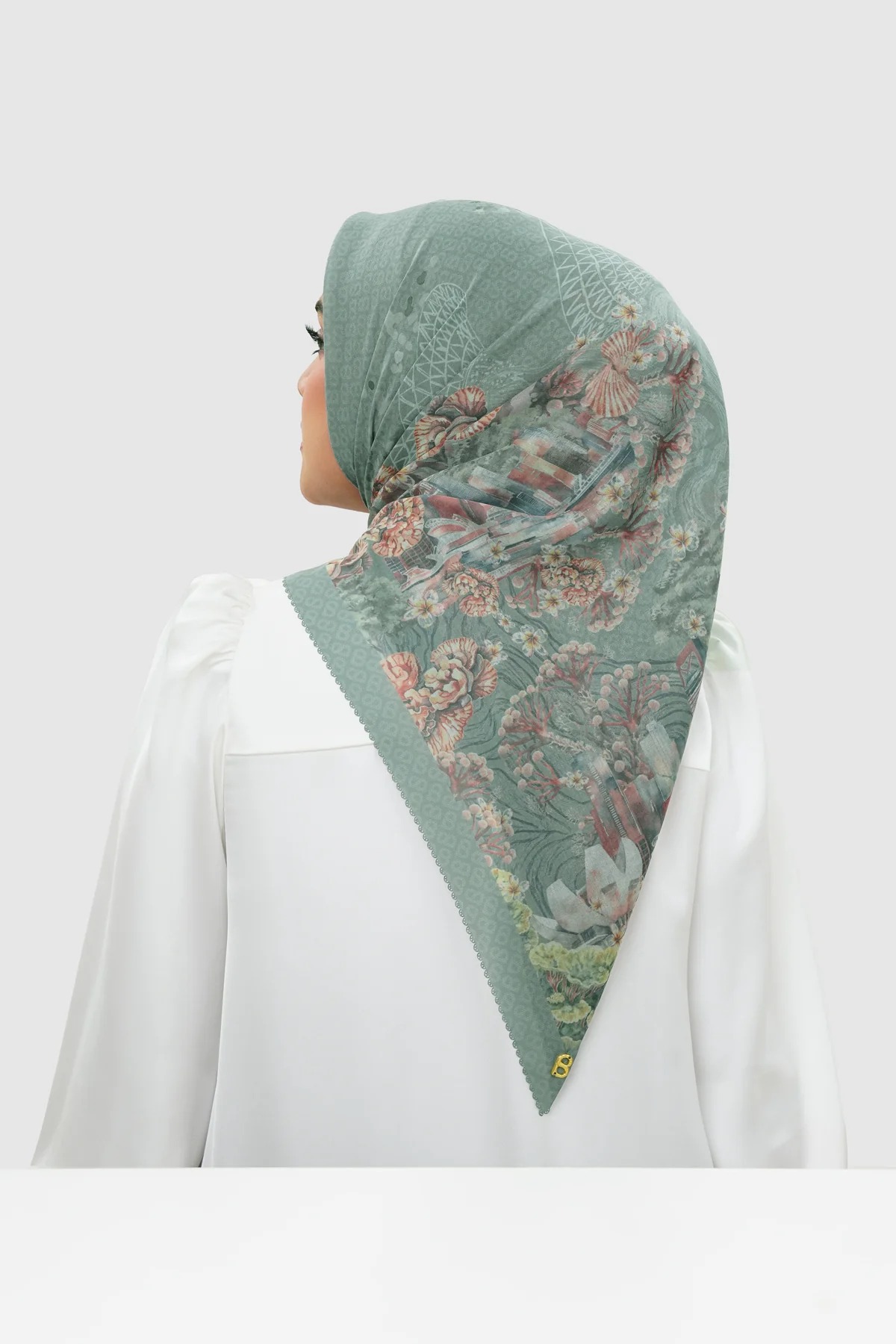 SINGAPORE 2 SQUARE - BUTTONSCARVES