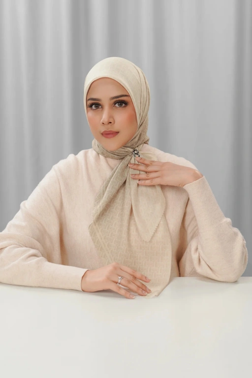 Image of BIMU HORIZON SQUARE - BUTTONSCARVES