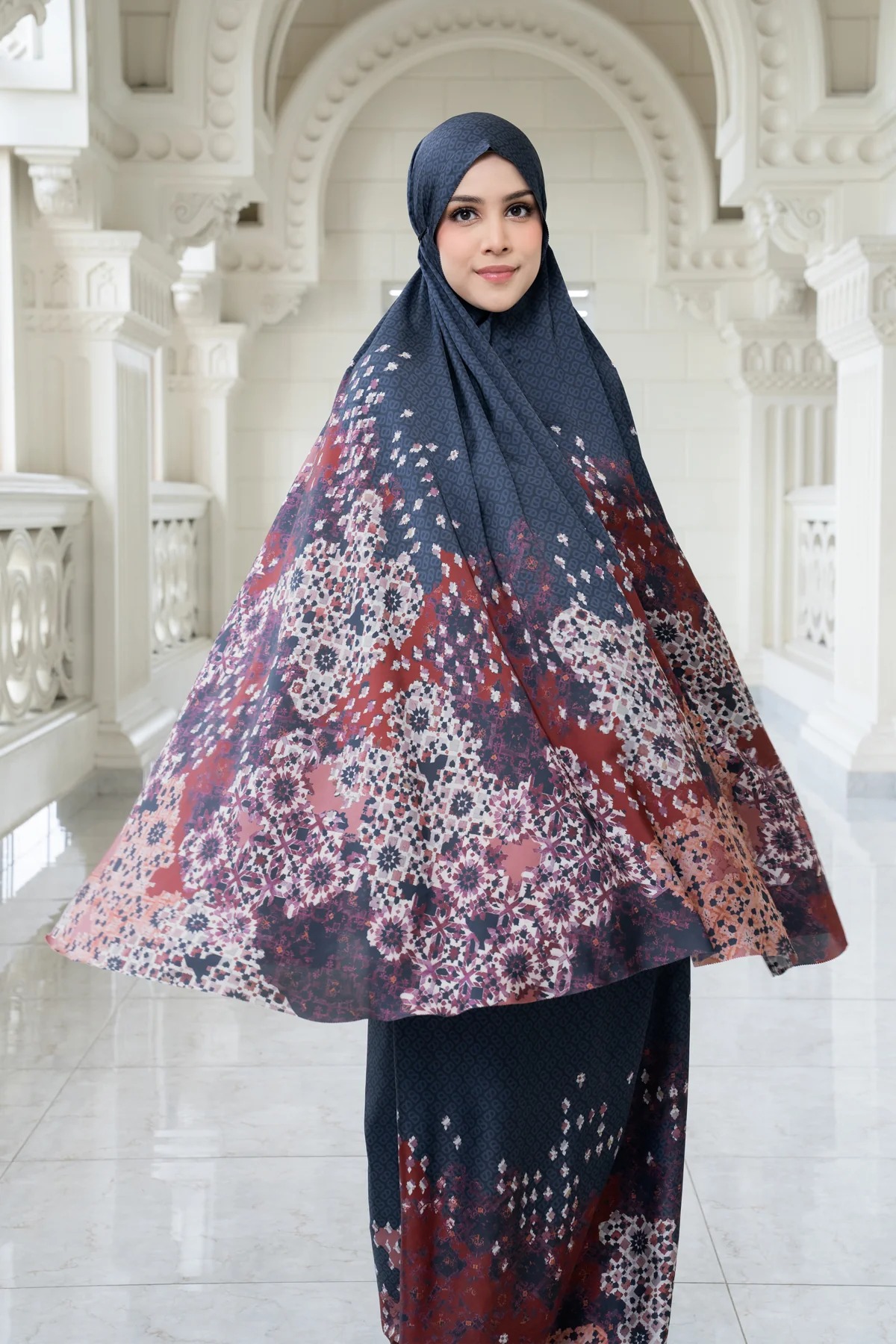 MOROCCAN PRAYER ROBE - BUTTONSCARVES