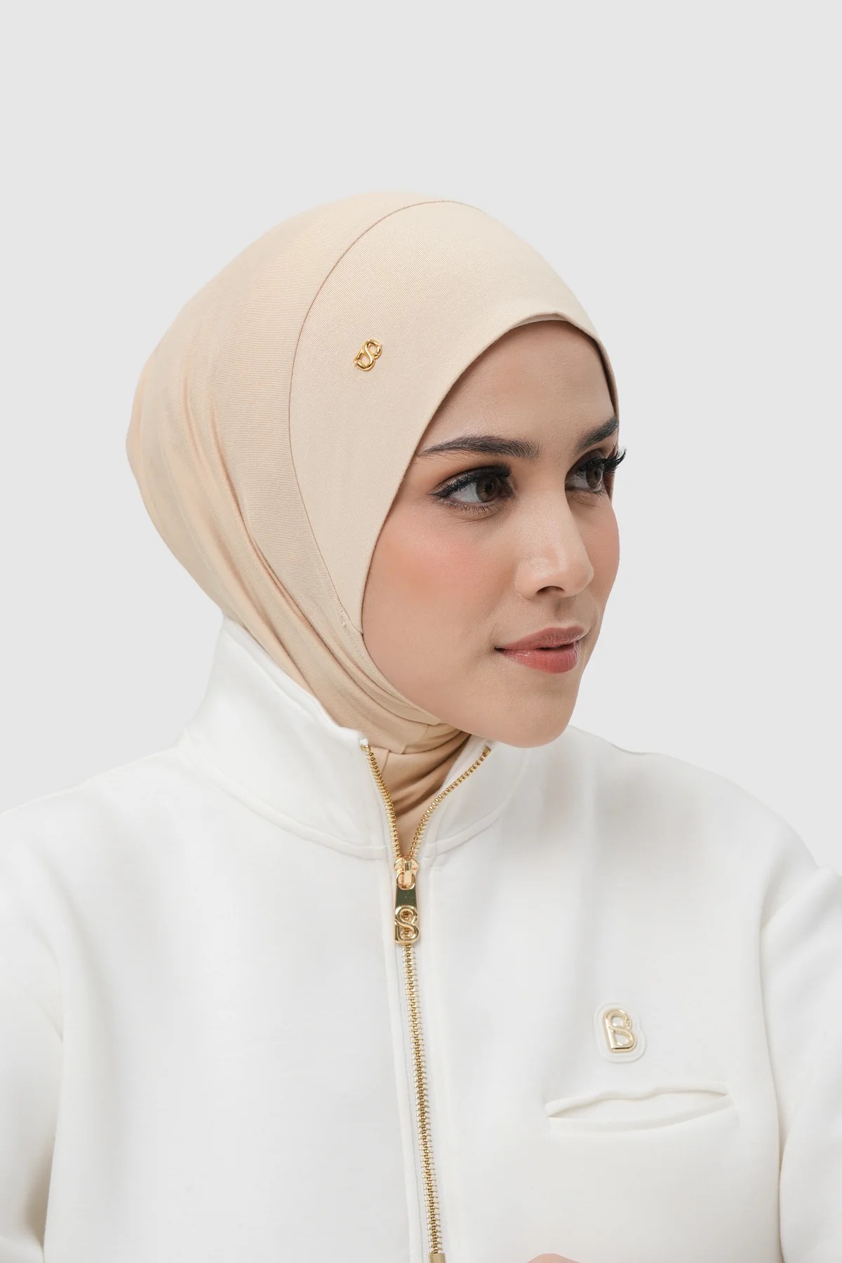 INSTAN SLIP ON - BUTTONSCARVES