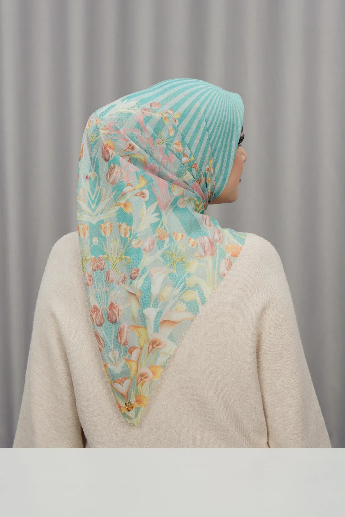 TULIP VOILE SQUARE - BUTTONSCARVES