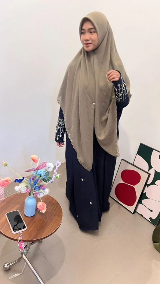 Image of DAILY ABAYA 2 IN 1 RAYON LYOCELL BORDIR - GHANIEA