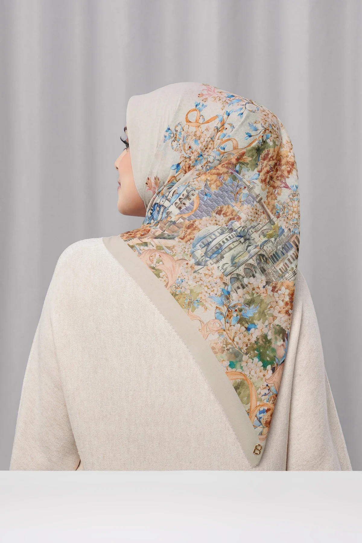 ISTANBUL VOILE SQUARE - BUTTONSCARVES