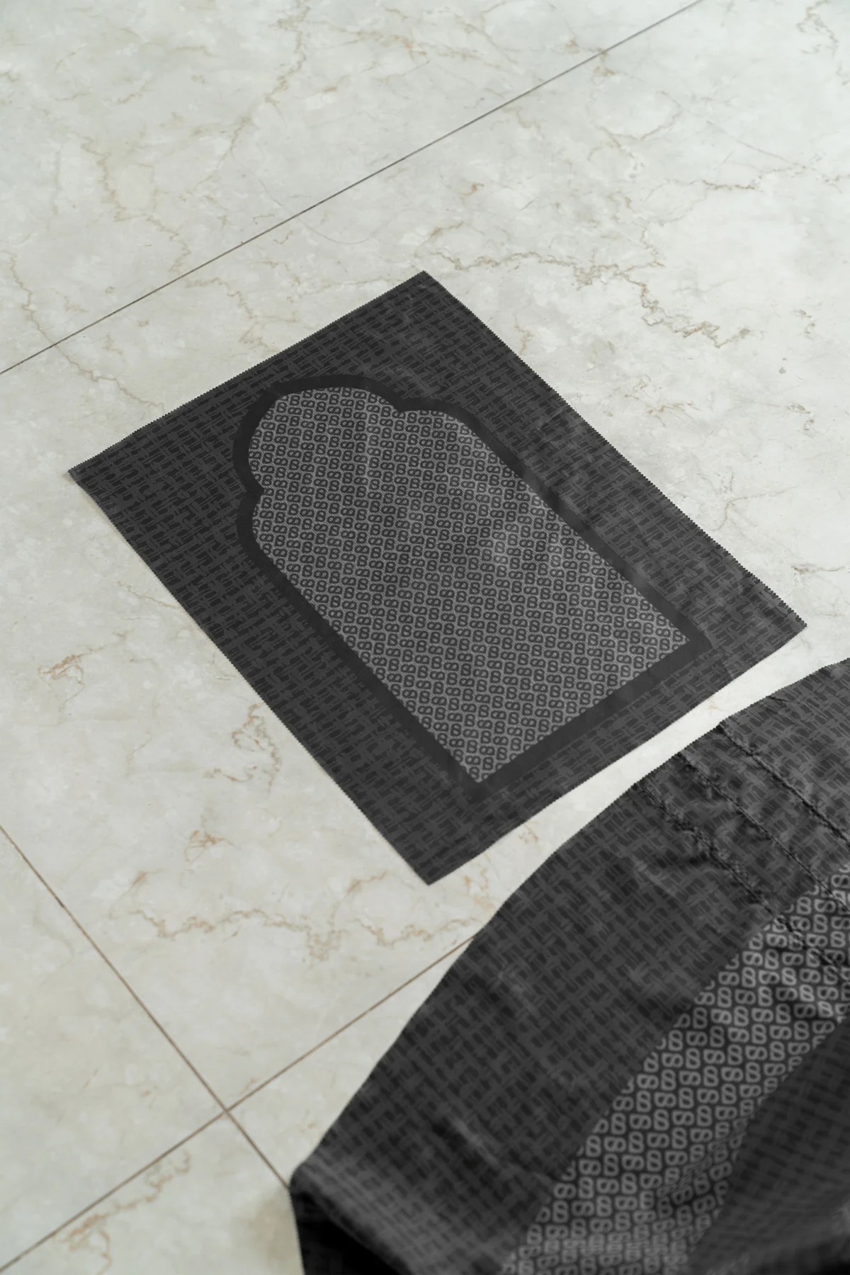 TAPIS ABSTRE CAPSULE PRAYER ROBE - BUTTONSCARVES