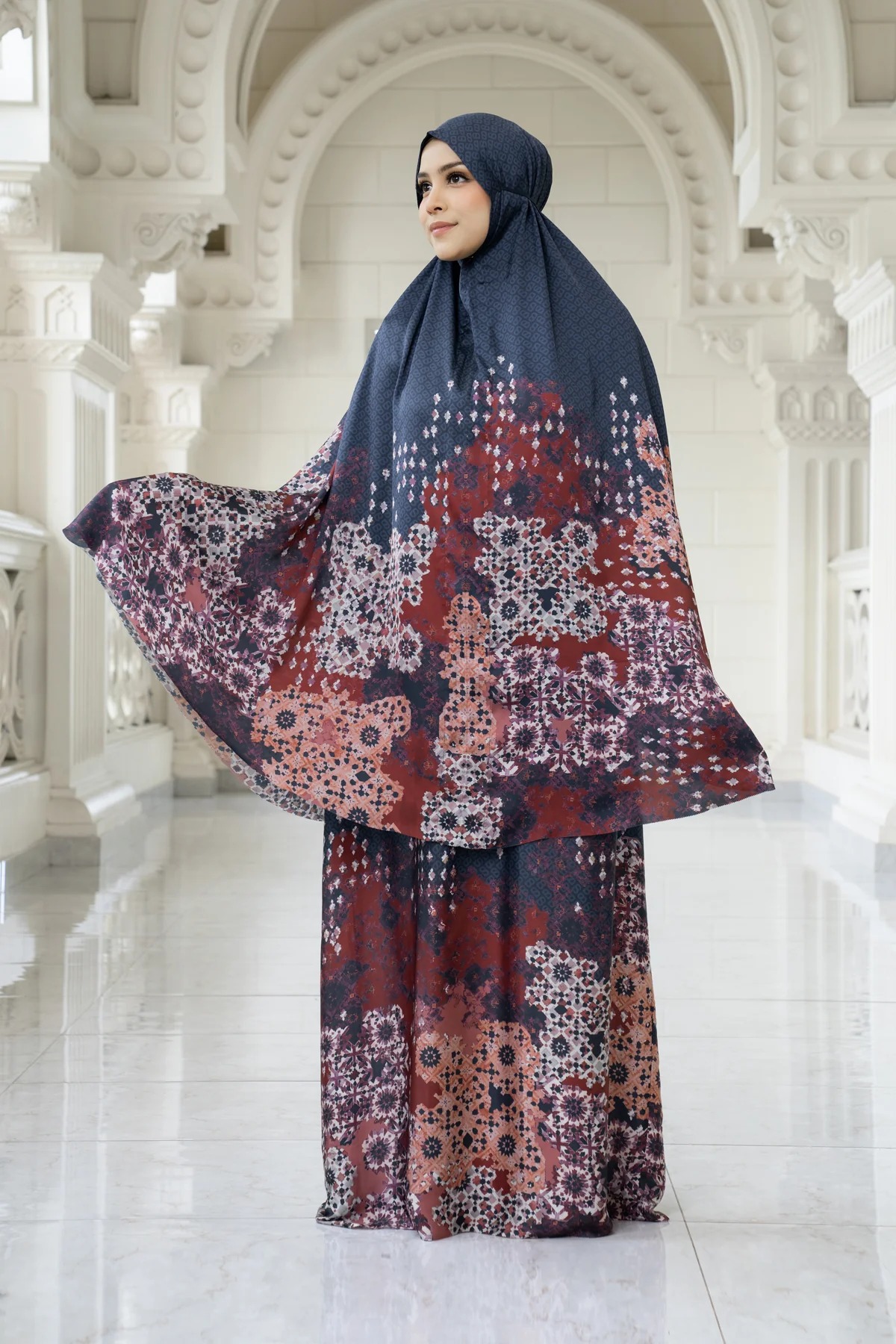 MOROCCAN PRAYER ROBE - BUTTONSCARVES