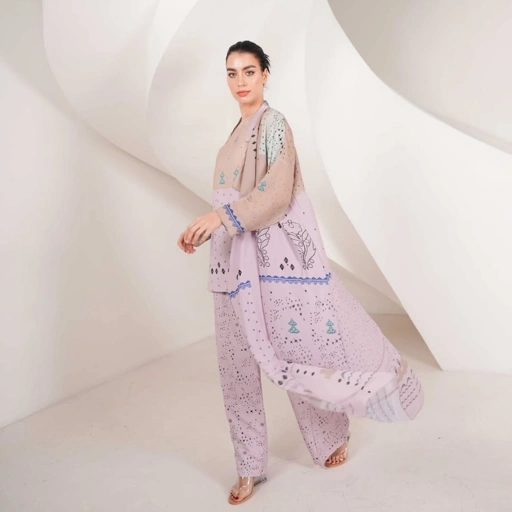 Image of KIMONO PANJANG SEGITIGA TRENCH - AERI LUXE