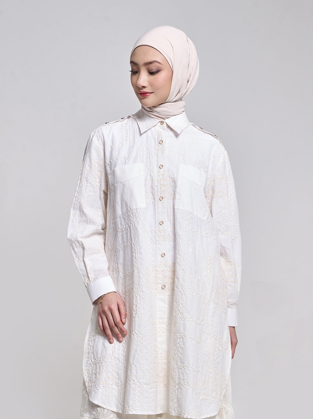 DHIRA REGULAR FIT TUNIC - KAMI