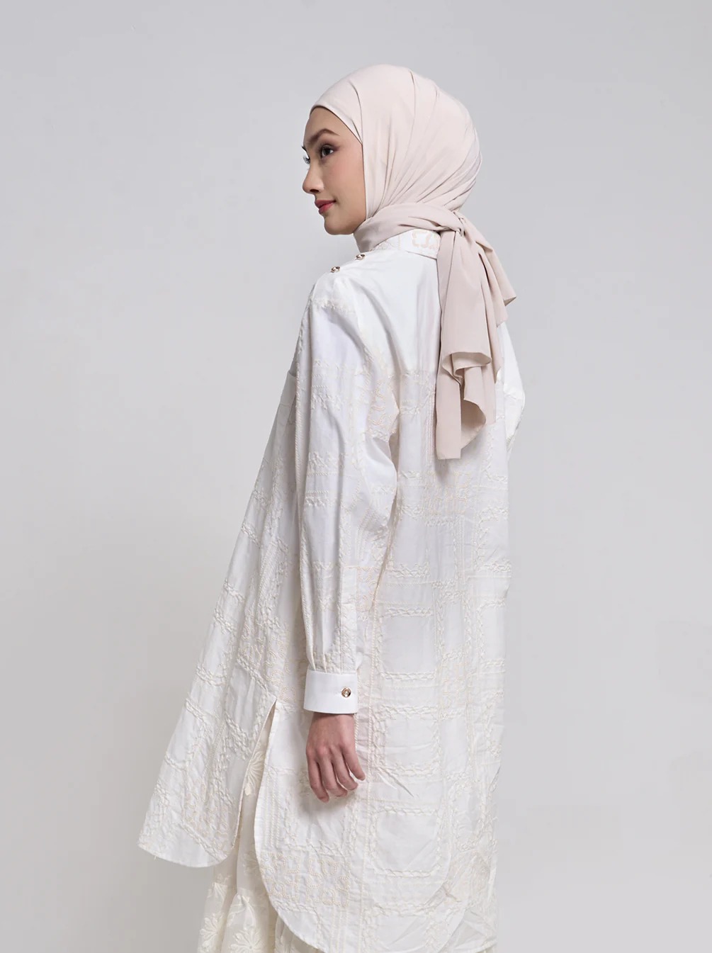 DHIRA REGULAR FIT TUNIC - KAMI