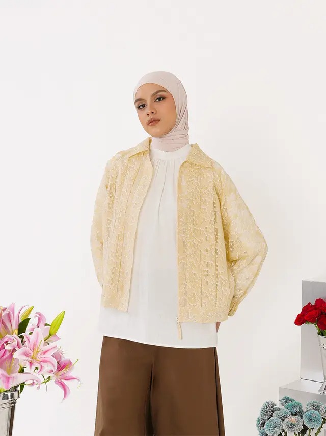 ASTRID PLEATED OUTER - KAMI