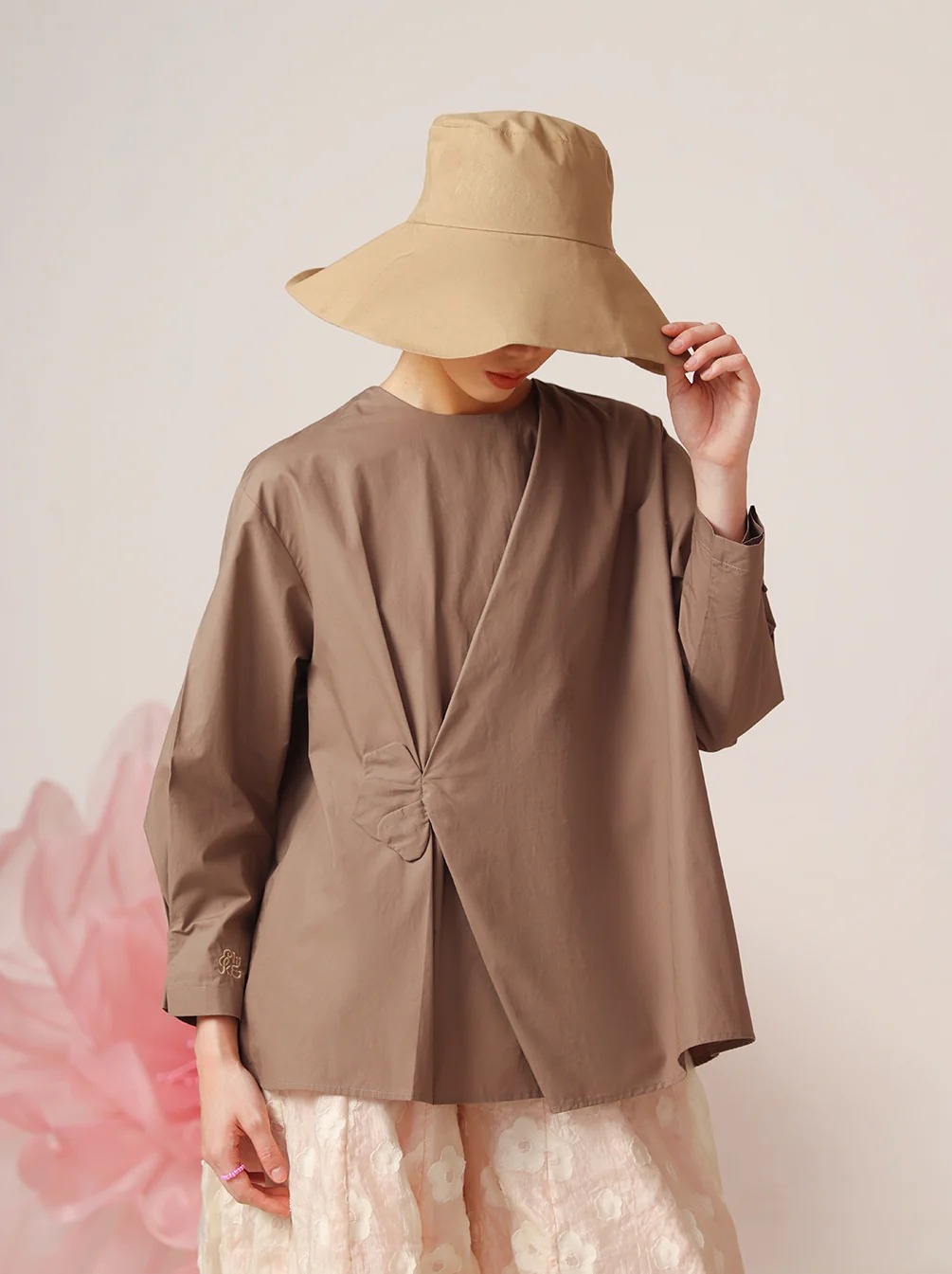 GARDENIA DRAPED TOP - KAMI