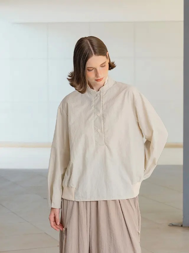 VELA HALF BUTTON SWEATER - KAMI