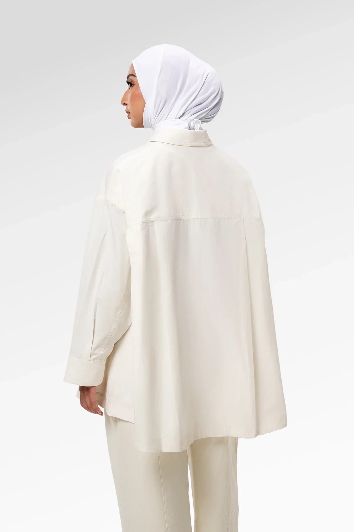 CHIEL OUTER - BENANG JARUM