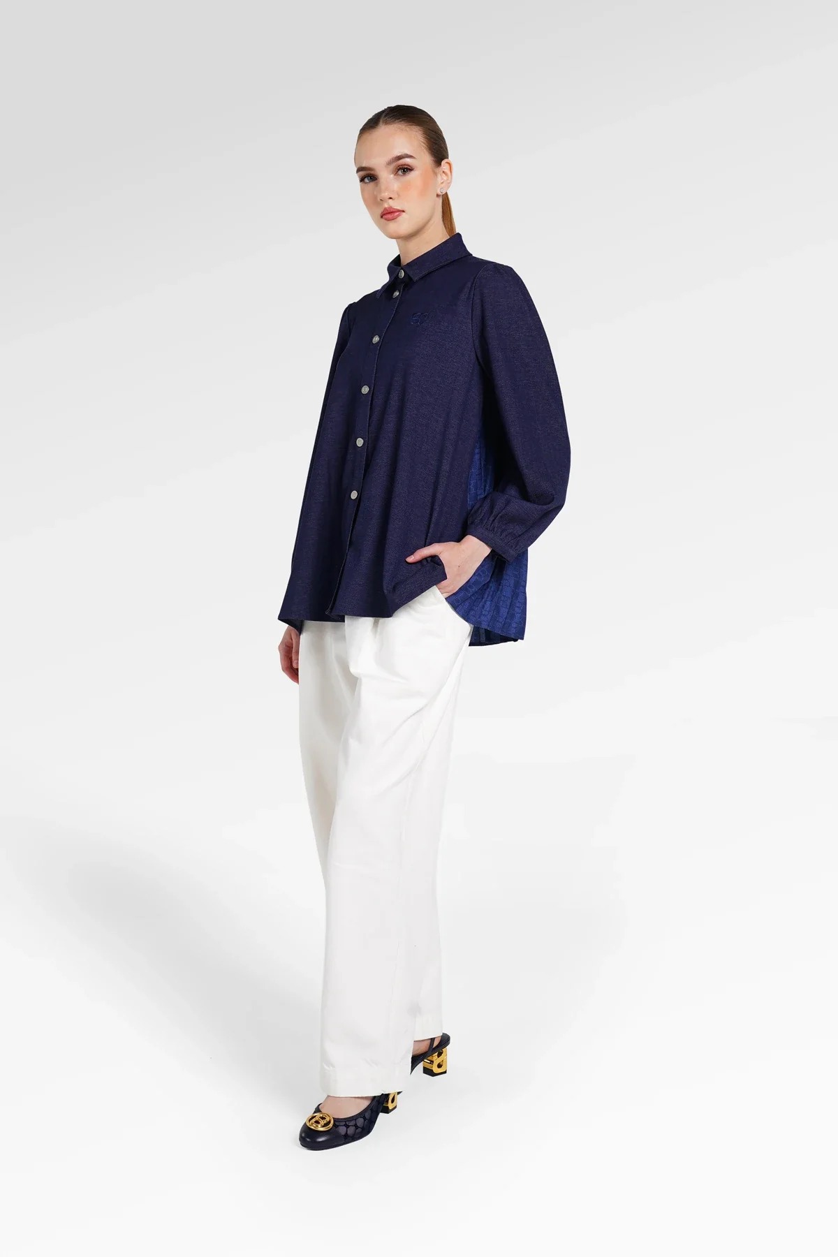 DENIM TALES BACK PLEATED SHIRT - BENANG JARUM