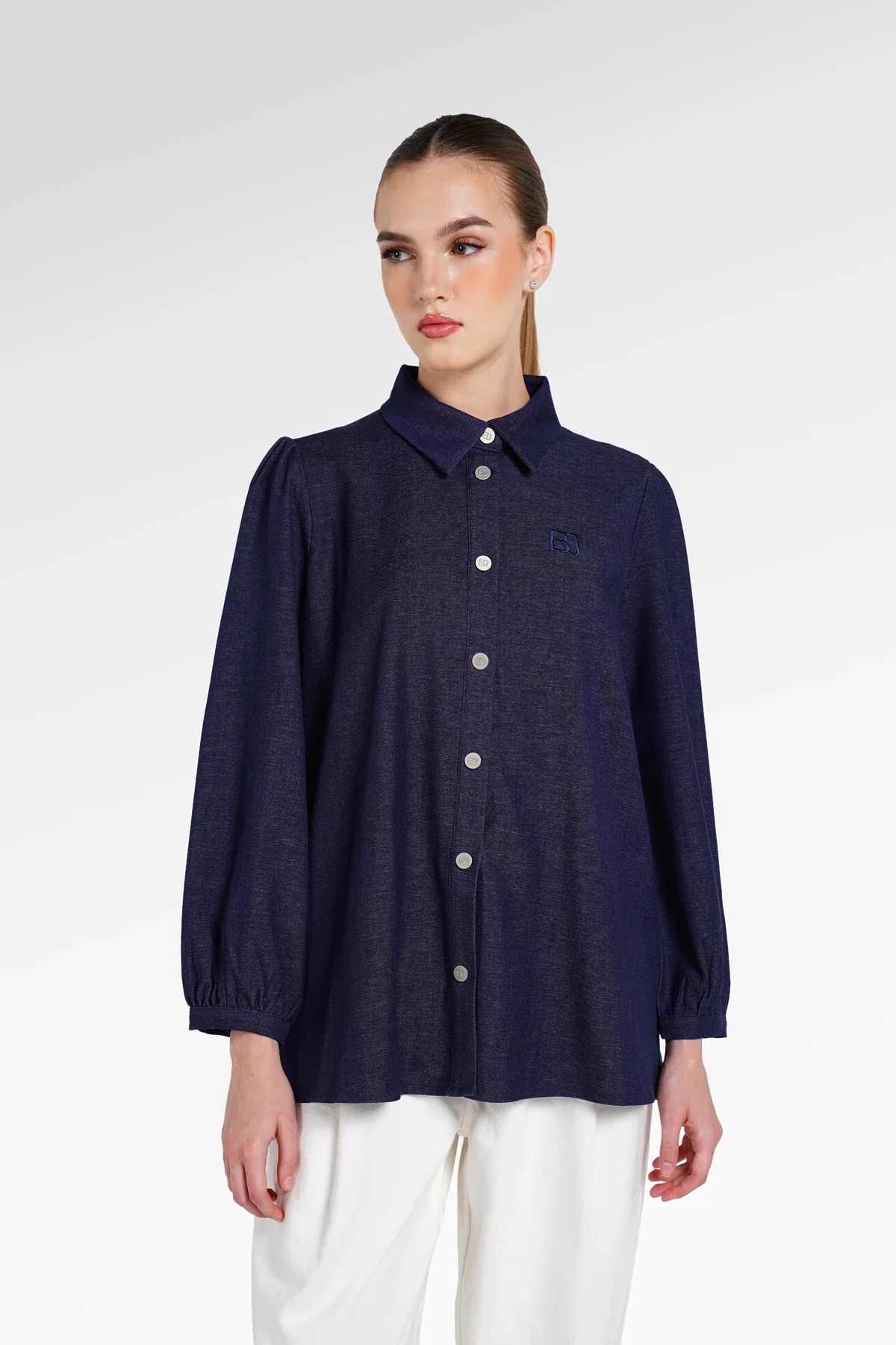 DENIM TALES BACK PLEATED SHIRT - BENANG JARUM