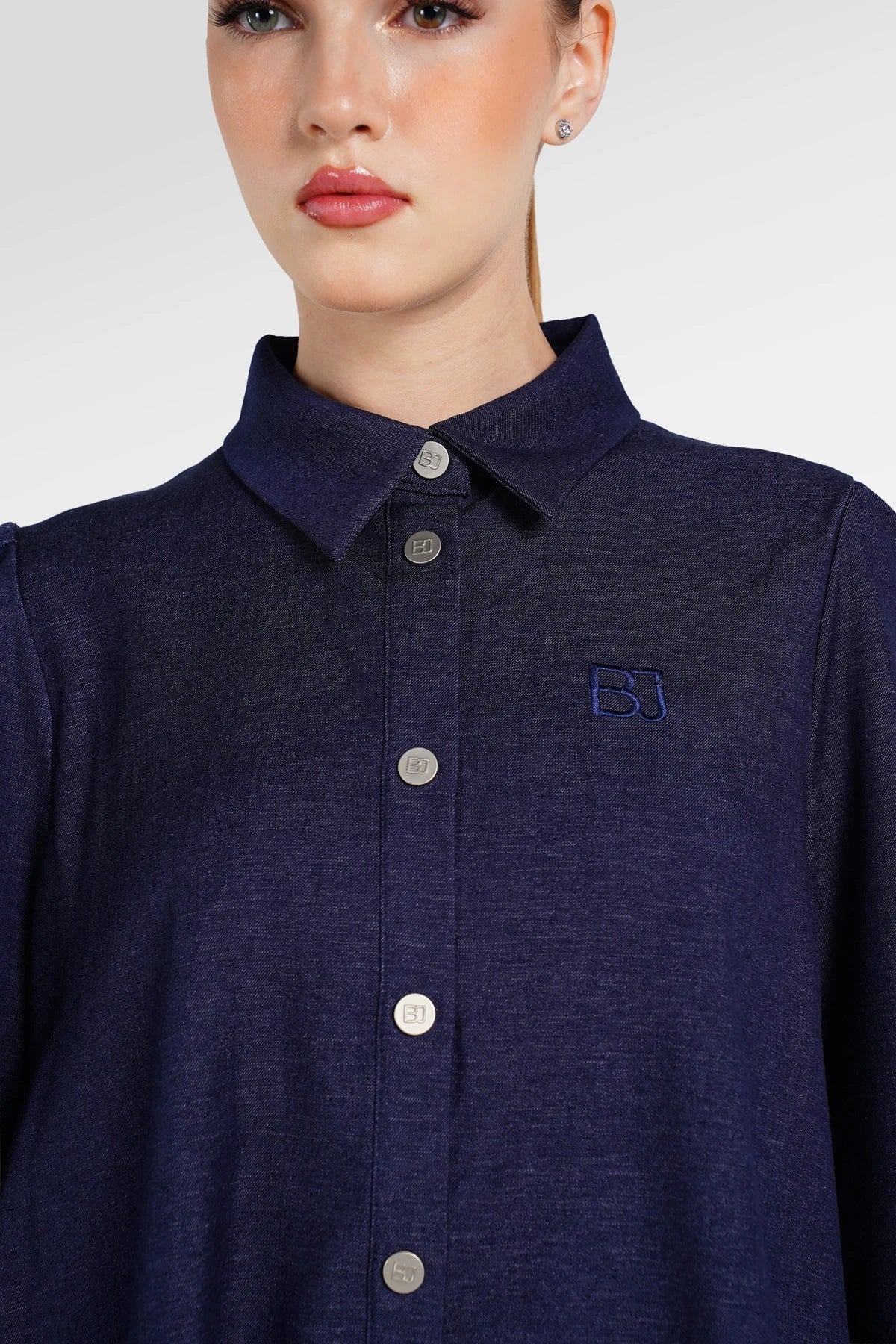 DENIM TALES BACK PLEATED SHIRT - BENANG JARUM