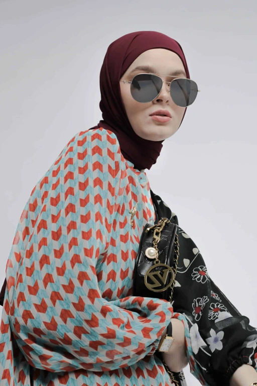 Image of AVIATOR - VIVI ZUBEDI