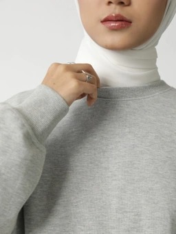 OVERSIZED SWEATER - SABAMODEST