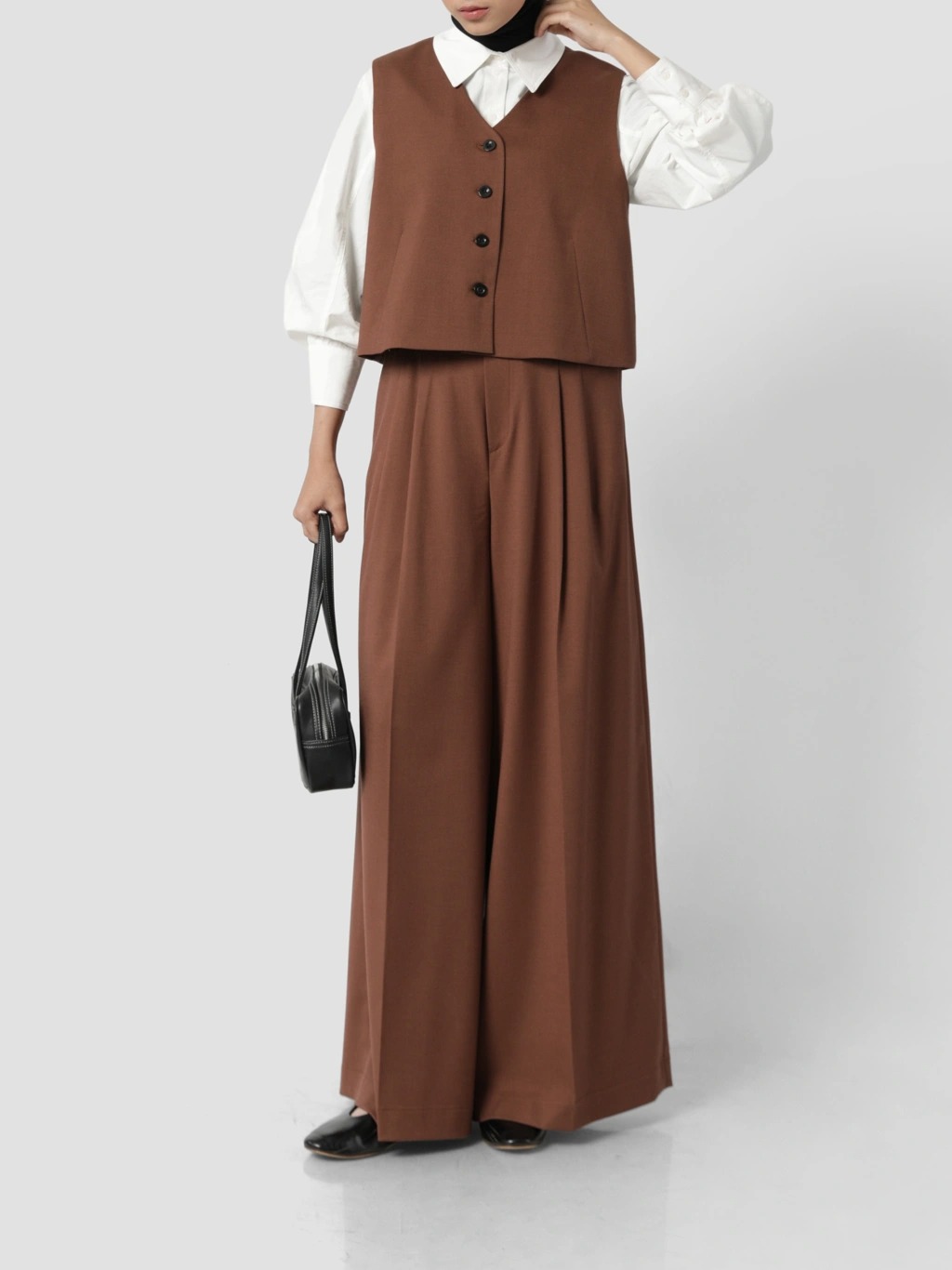 CROP VEST CARAMEL - SABAMODEST