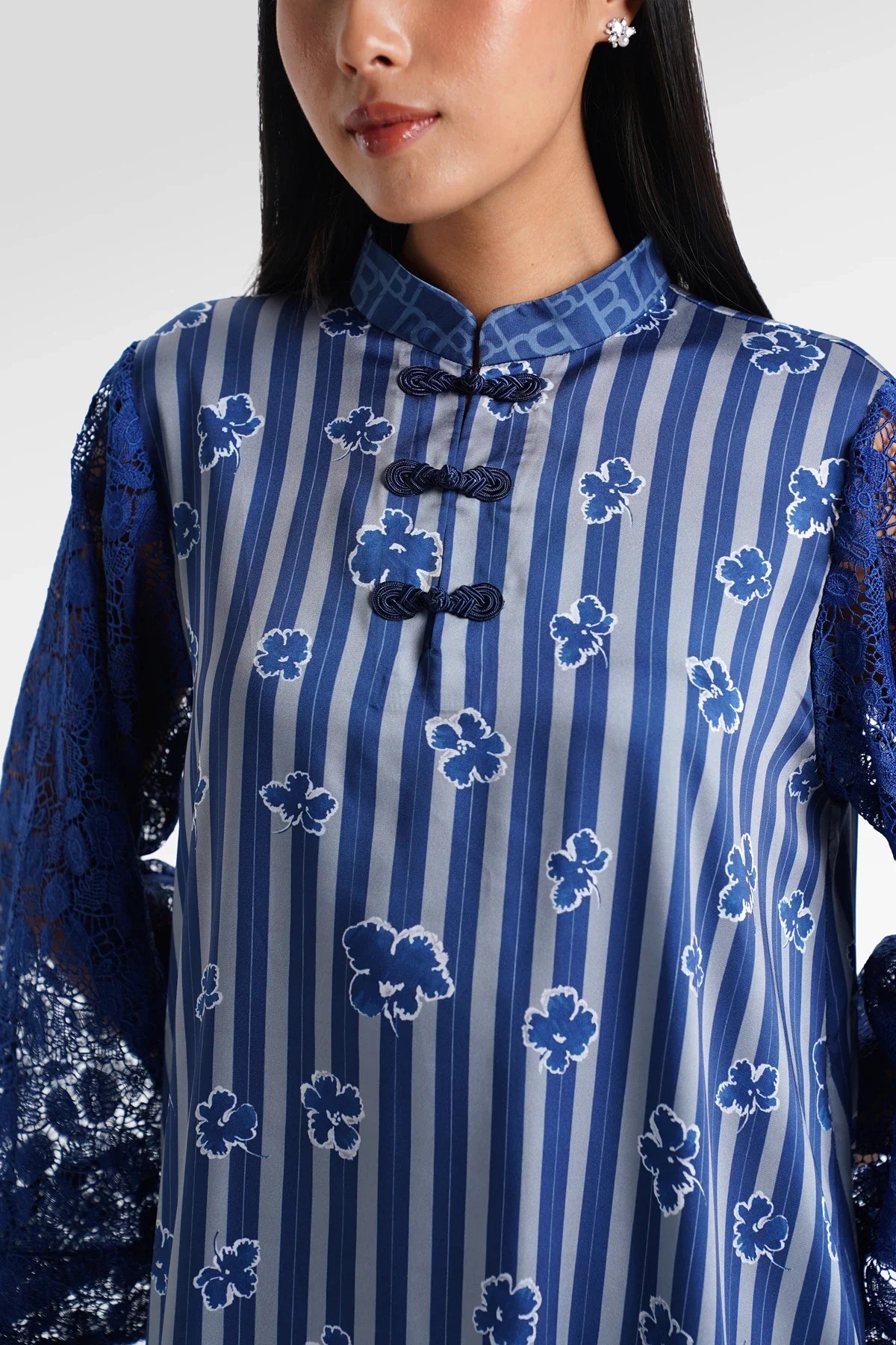 HBJ LACE DRESS - BENANG JARUM