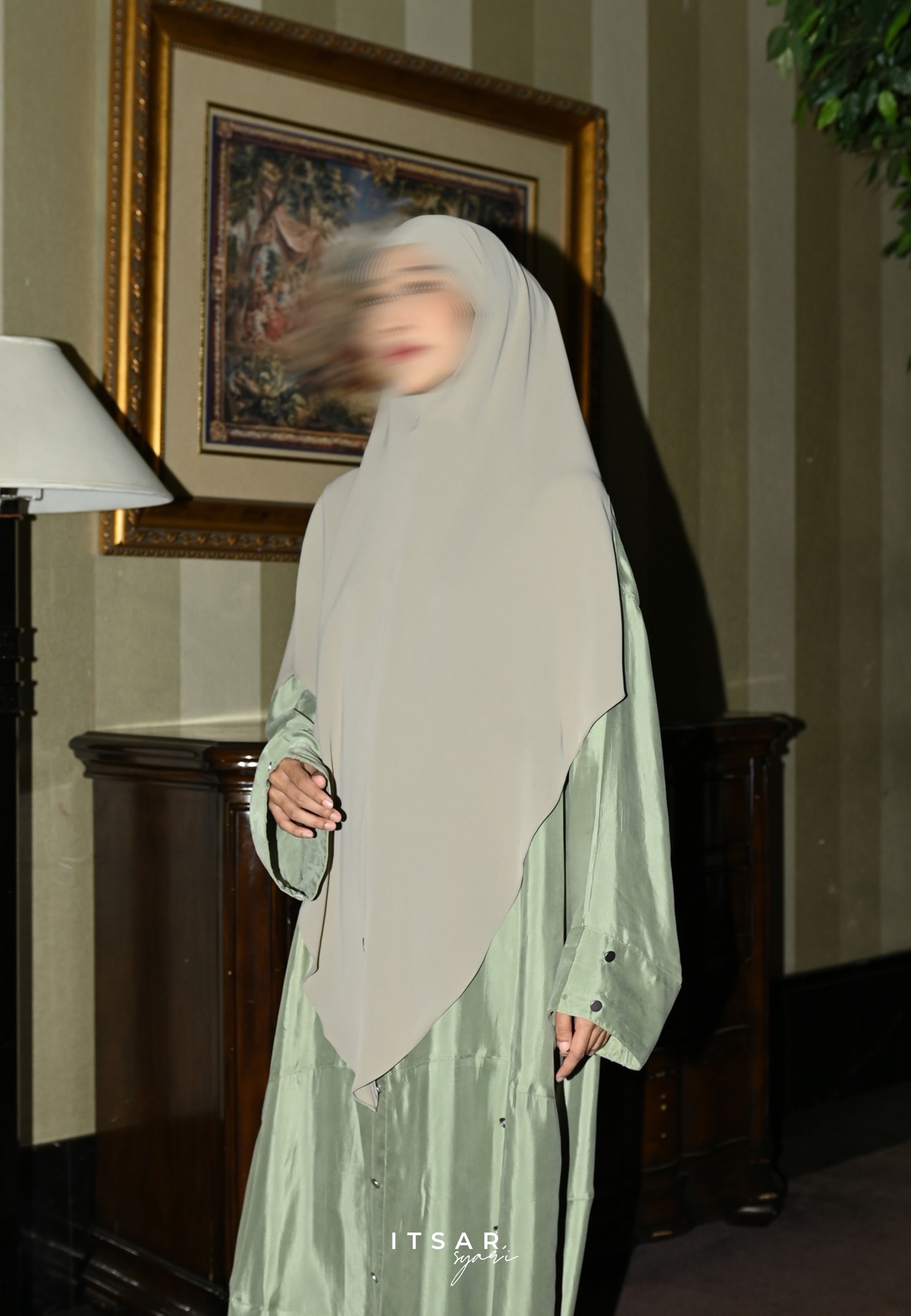 KUFAH LUXE SLIT KHIMAR - ITSAR