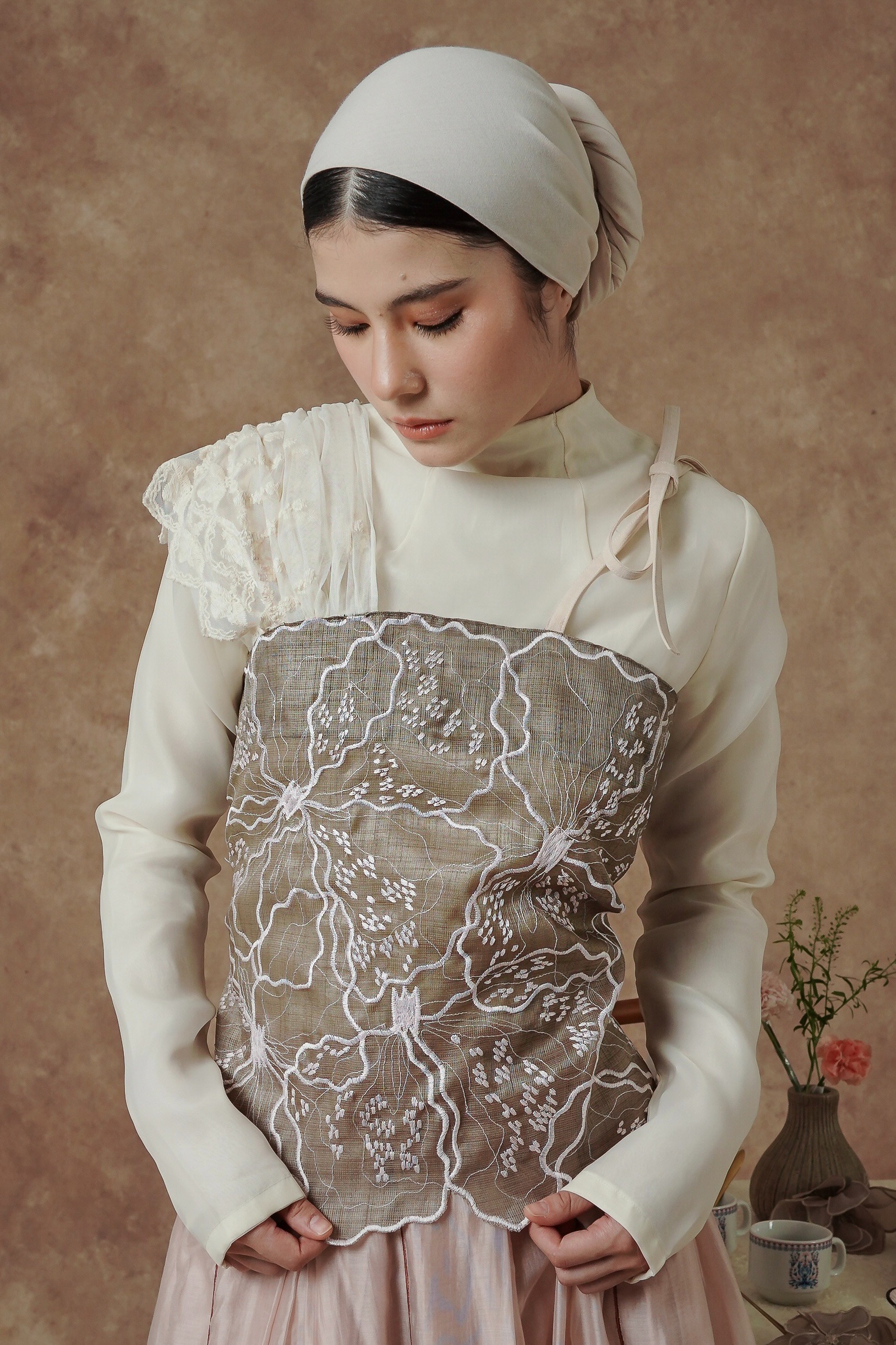 SENDYA VEST - GLASHKA