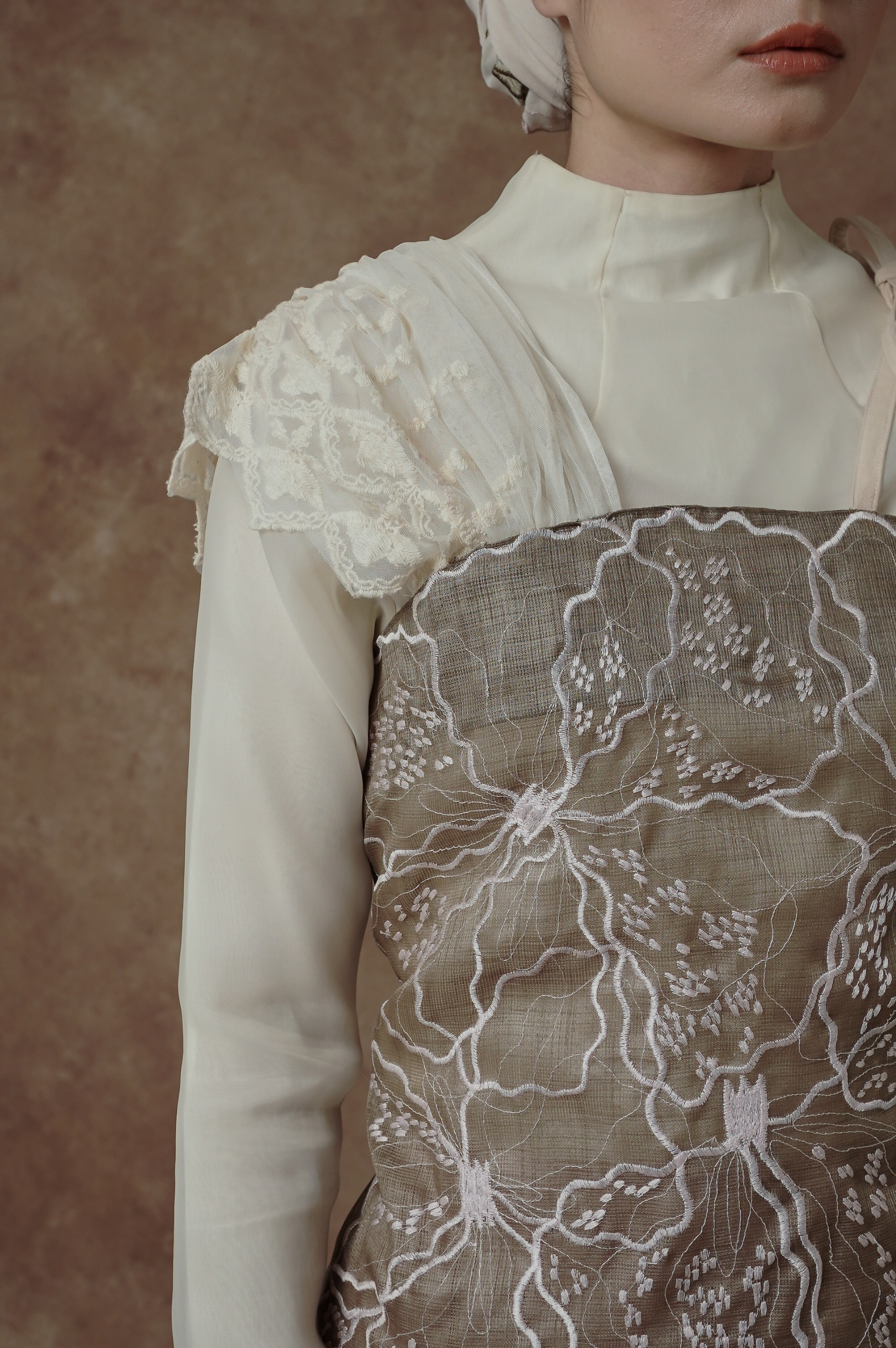 SENDYA VEST - GLASHKA