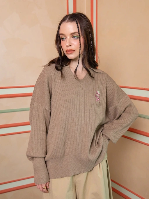 Image of IVRA  NECK KNIT SWEATER - KAMI