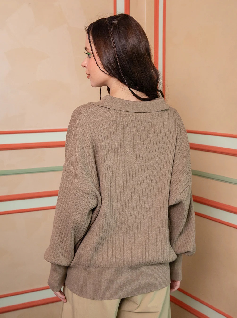 IVRA NECK KNIT SWEATER - KAMI