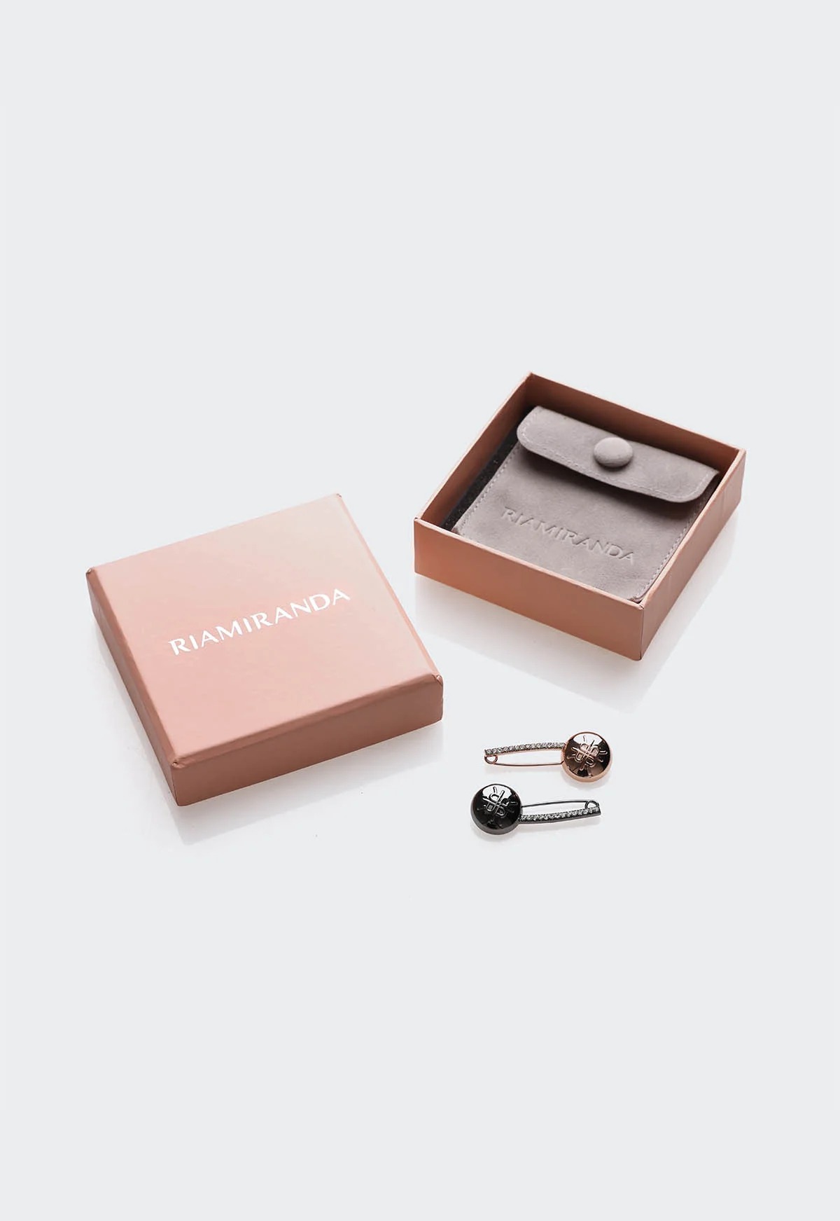 SOLA SAFETY PIN - RIA MIRANDA