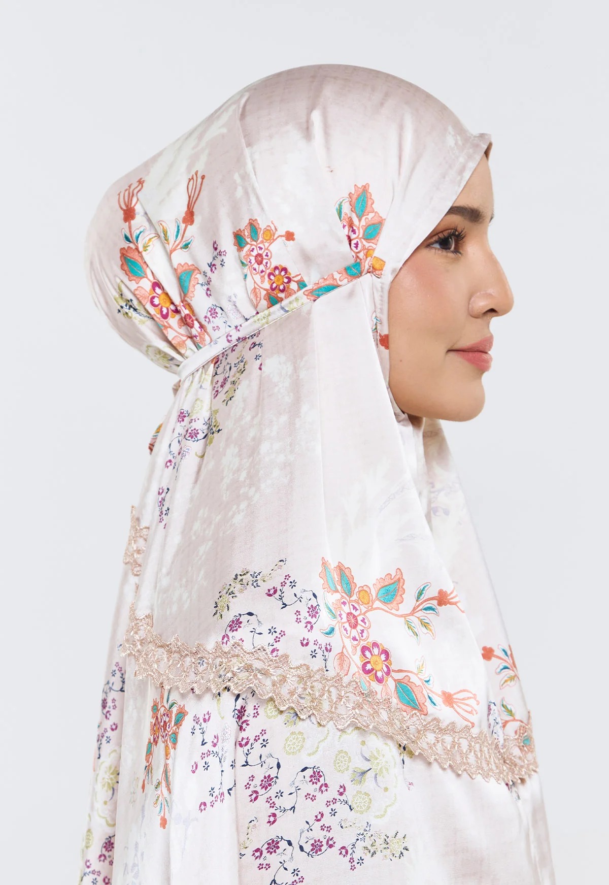 QAISHA MUKENA - RIA MIRANDA