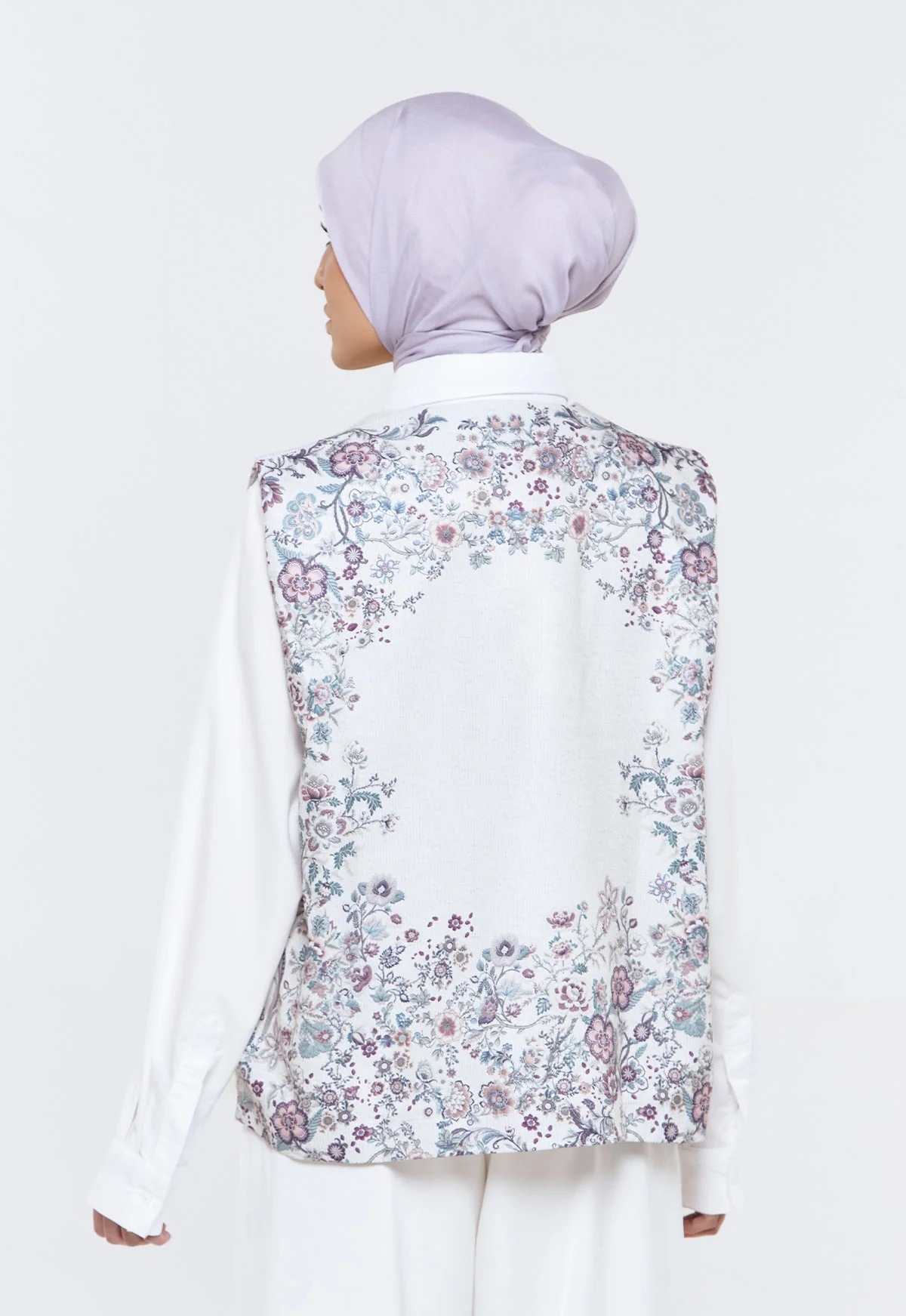 LILIYA VEST - RIA MIRANDA