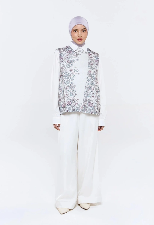 Image of LILIYA VEST - RIA MIRANDA