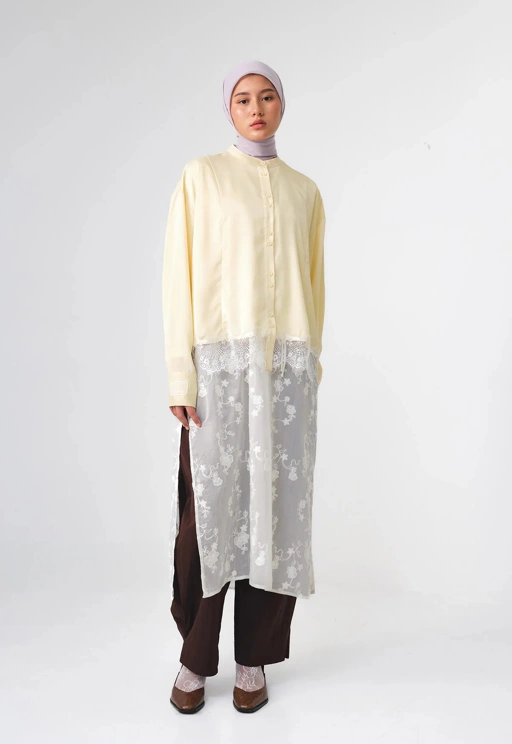Image of RUNA SILK LACE TOP - RIA MIRANDA