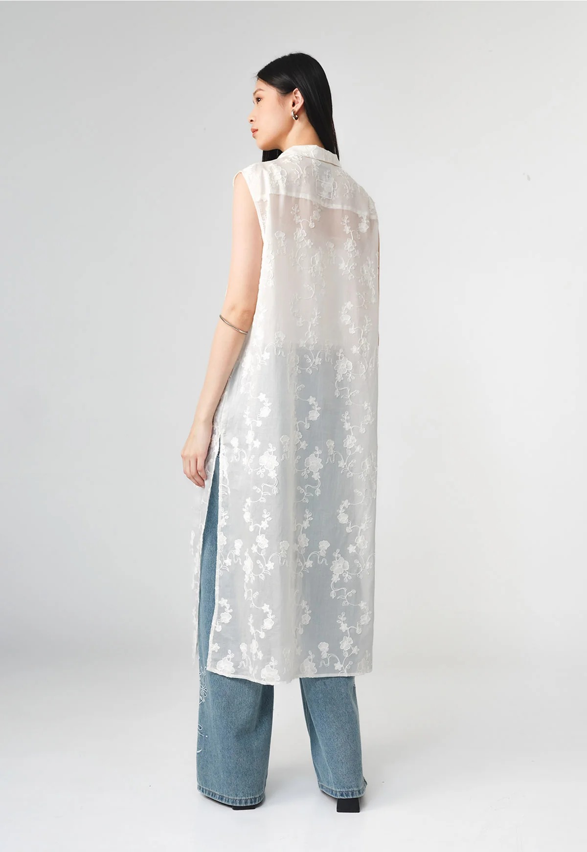 REVEKA SLEEVELESS DRESS - RIA MIRANDA