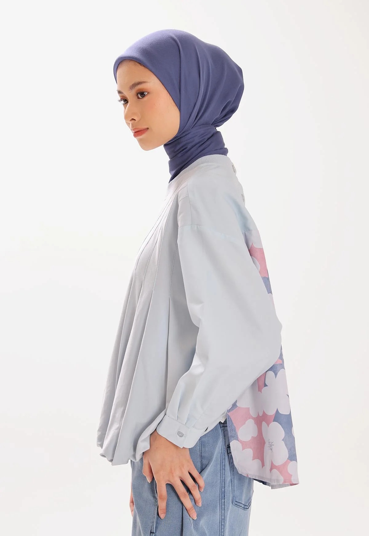 LEANA SWEATSHIRT - RIA MIRANDA