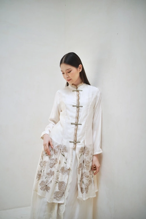Image of EMBROIDERED TUNIK - GLASHKA