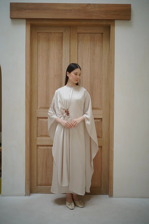 Image of EMBROIDERED SEQUIN KAFTAN - GLASKA