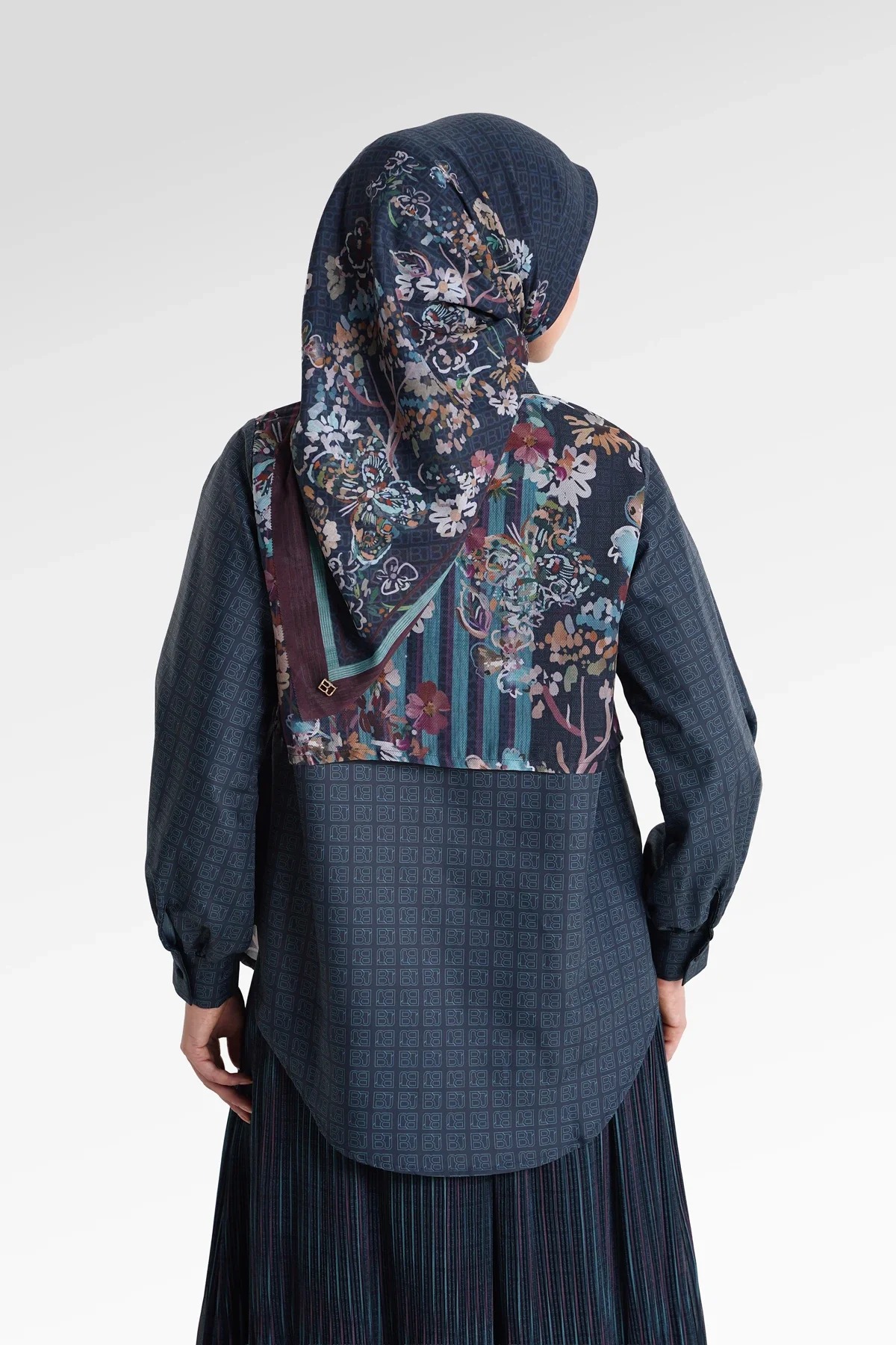 METANOIA SHEER LAYERED SHIRT - BENANG JARUM