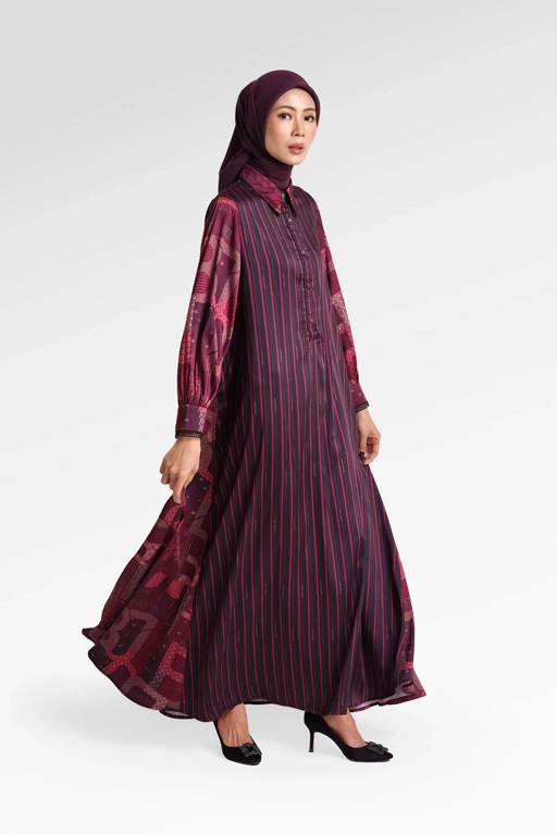 Image of MONO LINE MAXI DRESS - BENANG JARUM