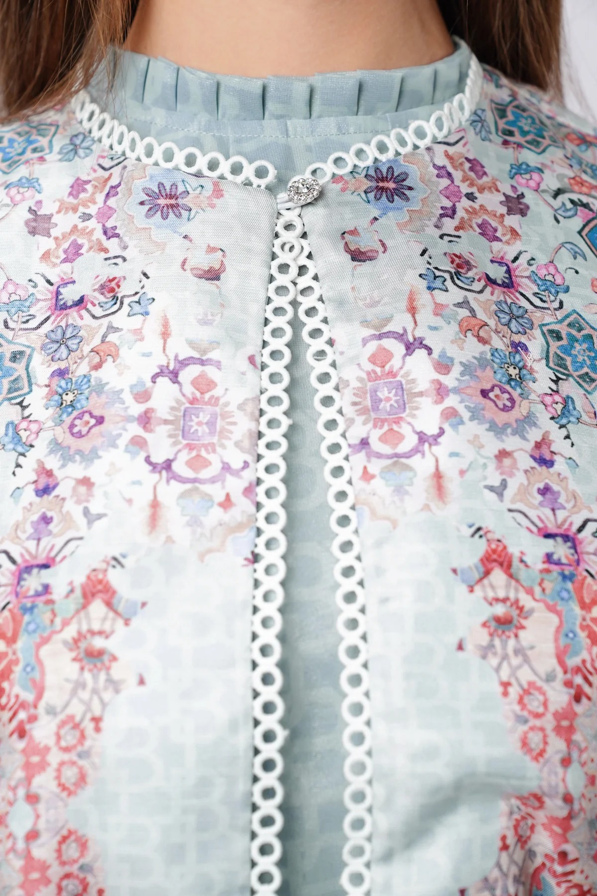 MARCHESA VEST - BENANG JARUM