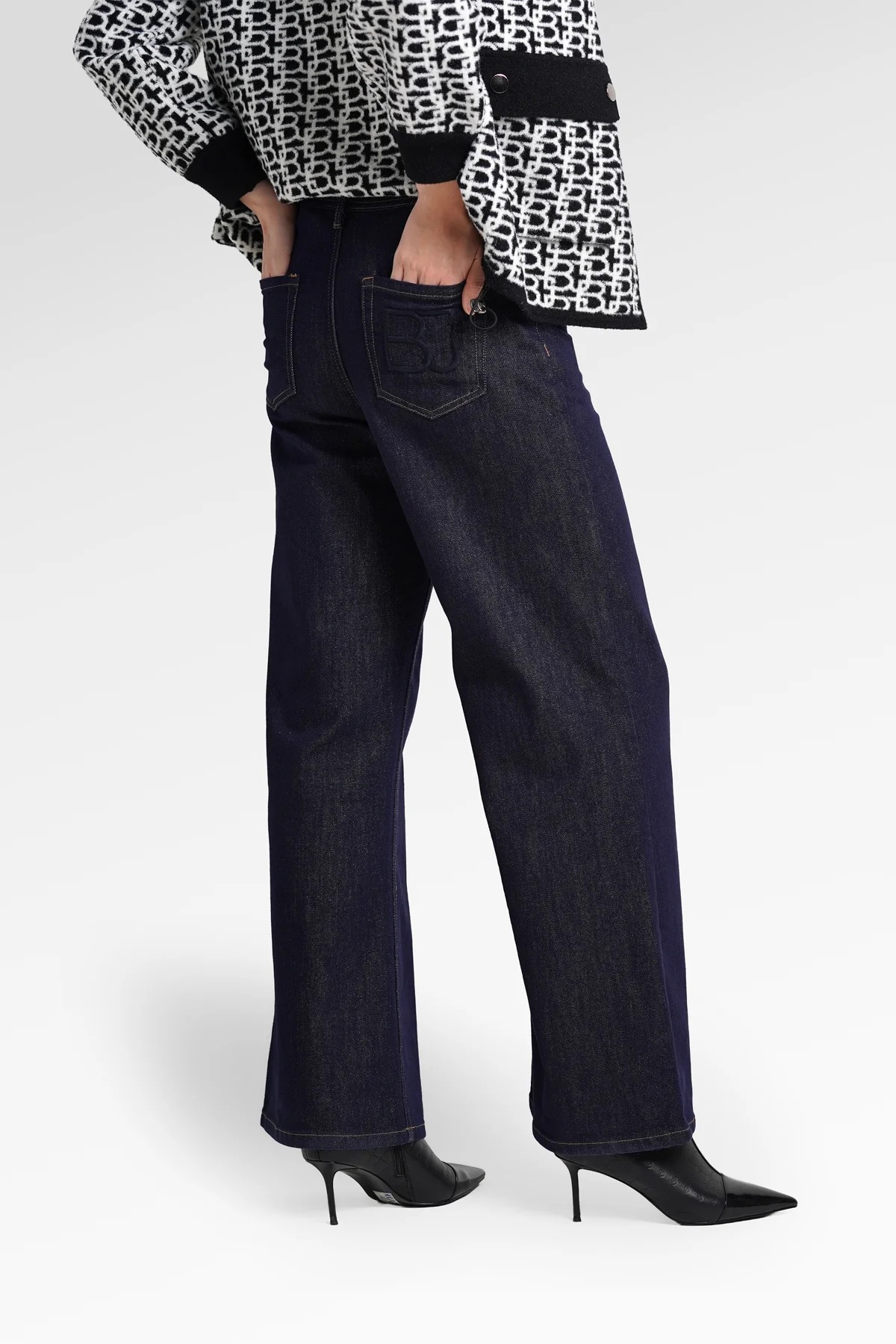 MOLLY DENIM PANTS - BENANG JARUM